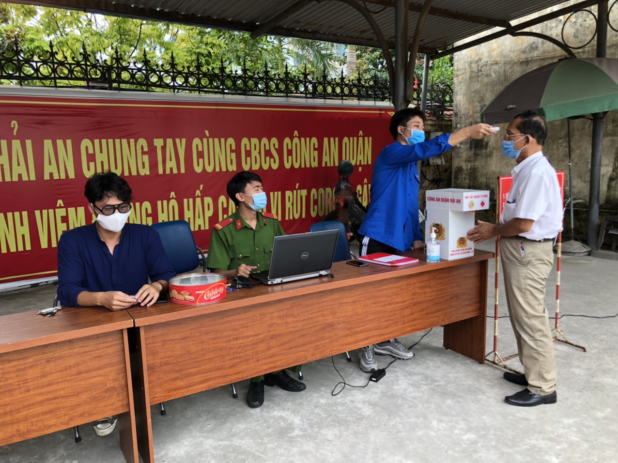 Công an quận Hải An: Tăng cường vai trò đoàn viên thanh niên trong công tác phòng chống dịch